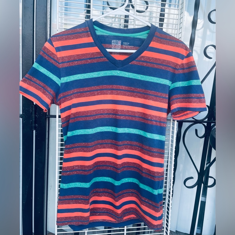 BDG Slim Fit V-Neck Striped Short-Sleeved Shirt Boys Size Large